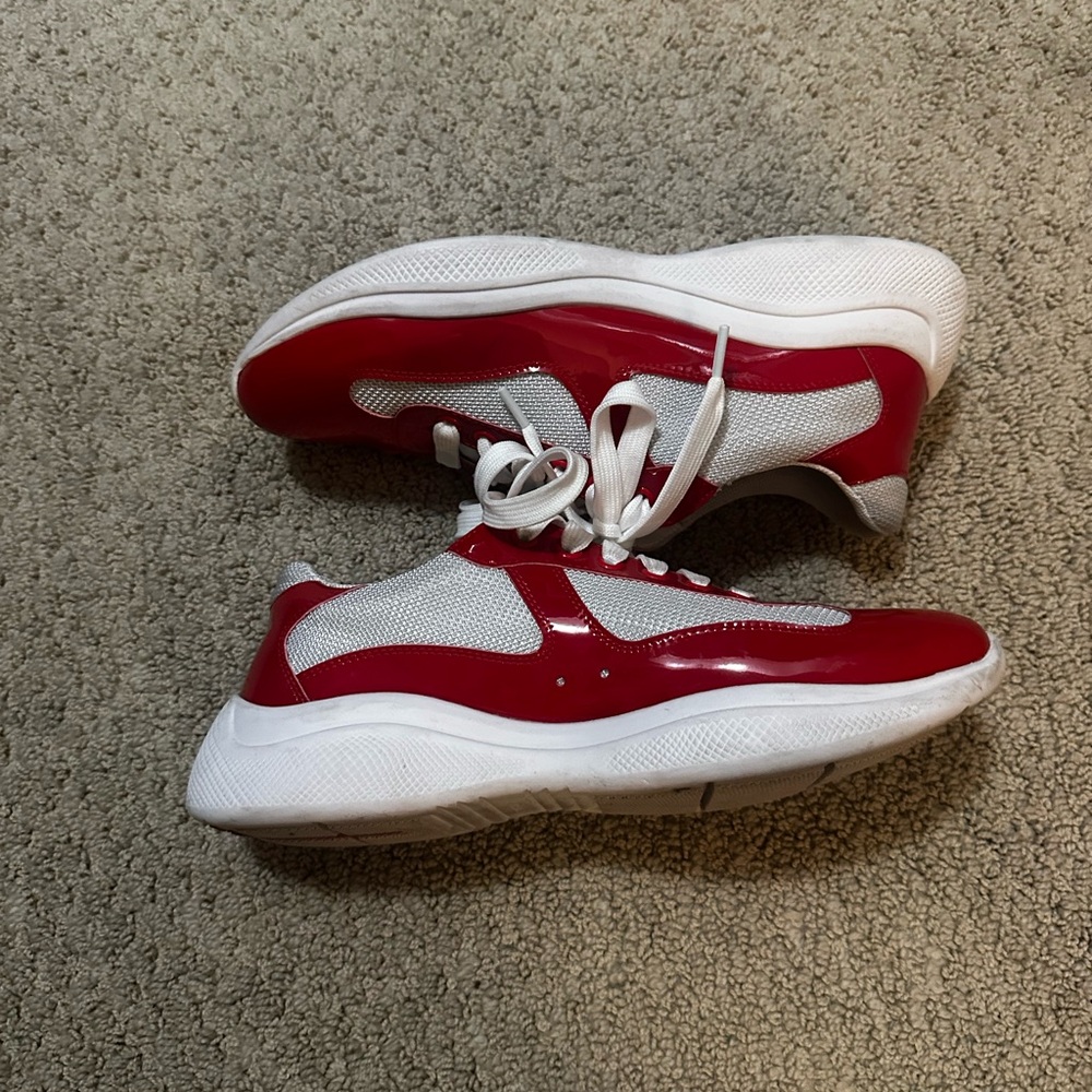 Red Prada cups